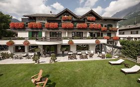 Hotel Alu Mountain Design